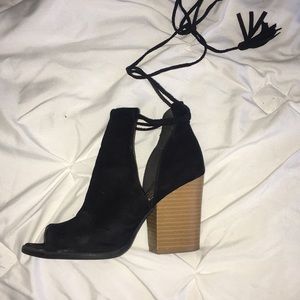 Lace up bootie